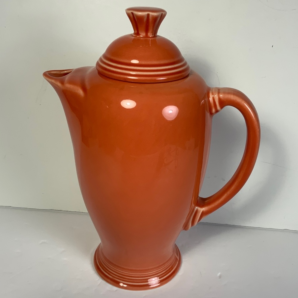 * .      Fiestaware Paprika Coffee Pot and Lid 4 cup Fiesta USA 1st Quality #N1